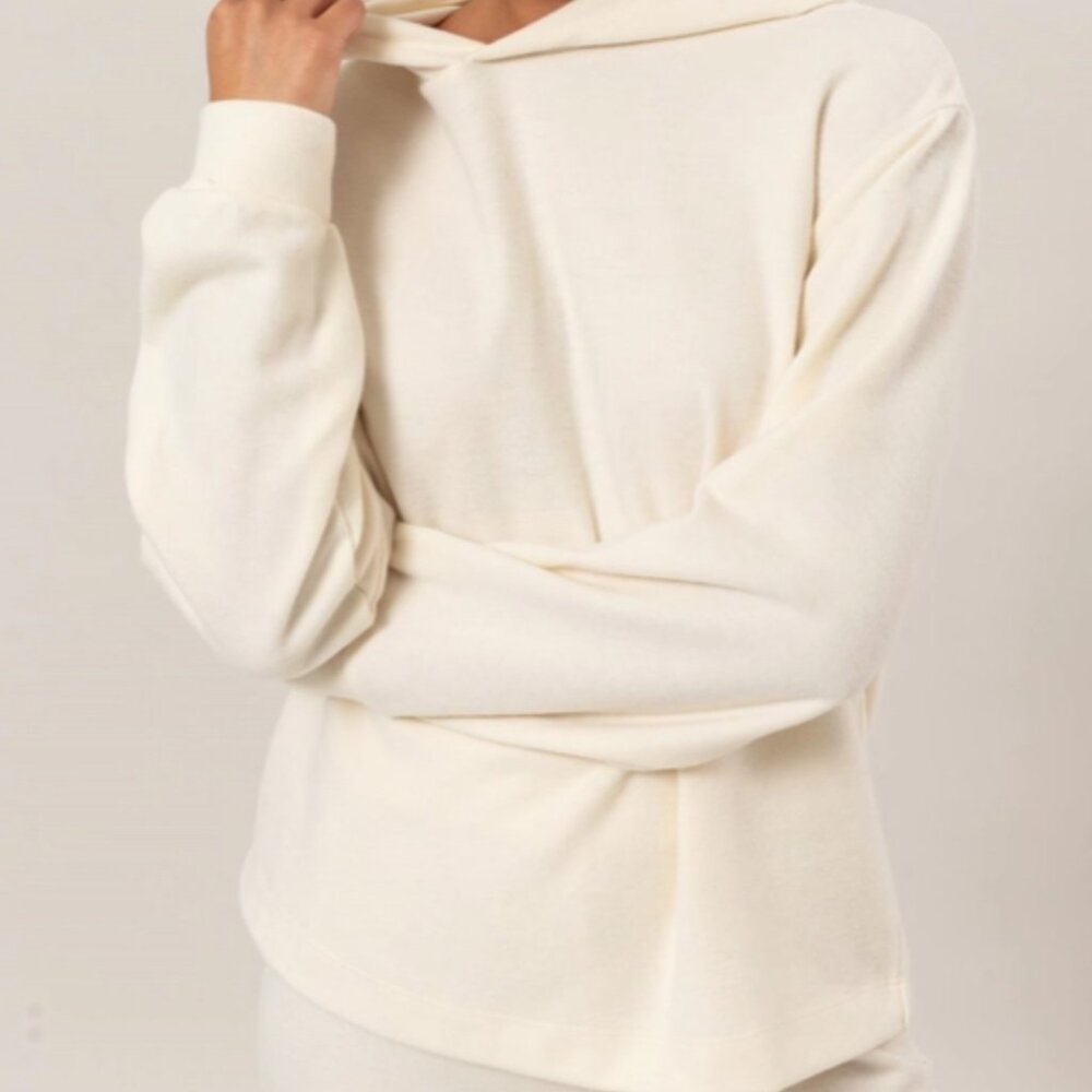 Double Zero Drop Shoulders Relax Hoodie Alpaca is the color